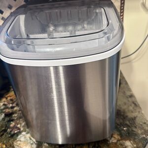 Stainless Steel Ice Maker